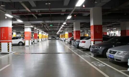 蘇州停車位劃線單位解析，環(huán)氧地坪漆亞光和亮光不同之處，哪種更好？