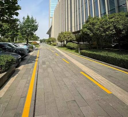 上海廠區(qū)地面劃線施工？業(yè)打造上海廠區(qū)地面劃線